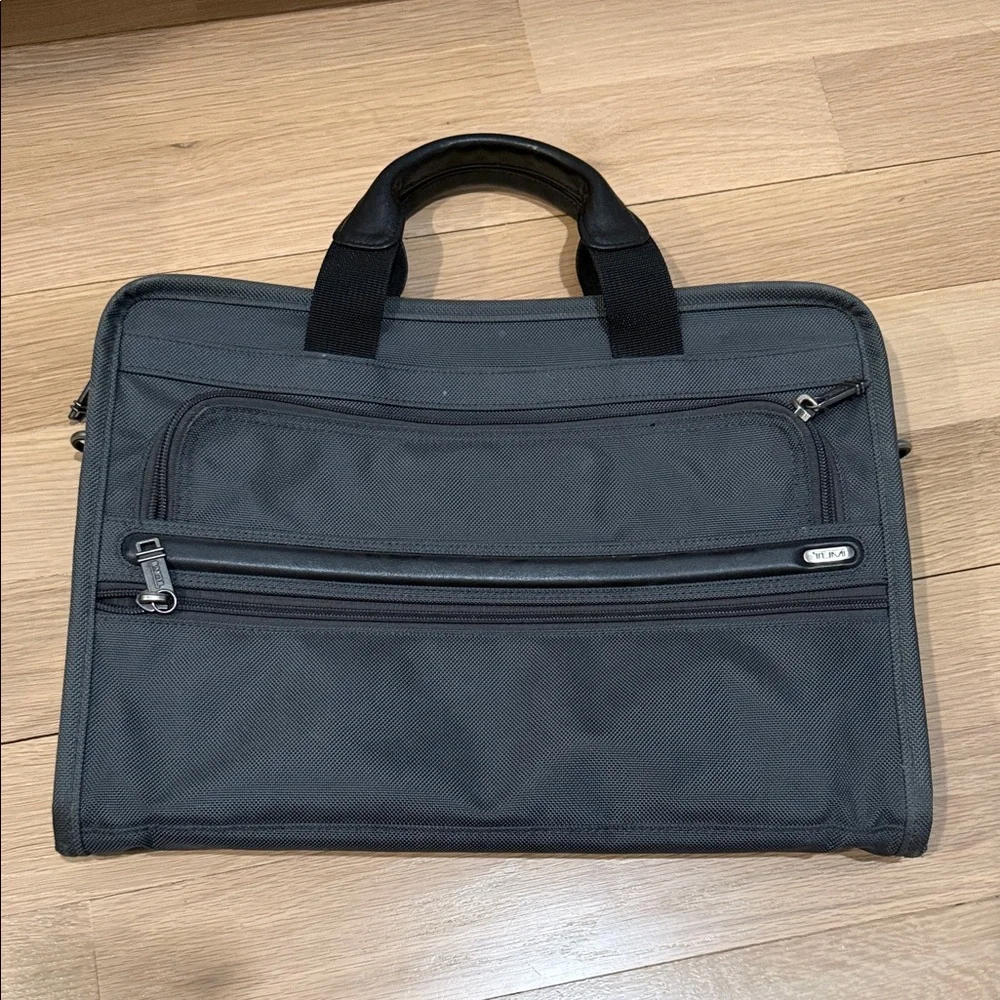 TUMI alpha computer case briefcase